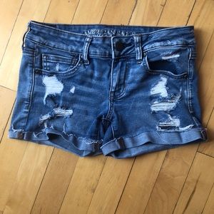 American Eagle shorts!